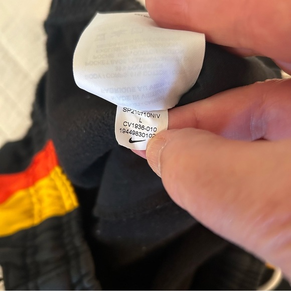 Nike Roswell Rayguns Sequined Basketball Shorts. Size Large. - Picture 12 of 14